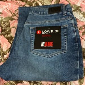 NY Jeans low rise